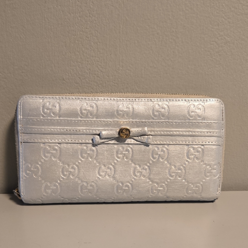 Gucci Guccissima Wallet Silver Metallic